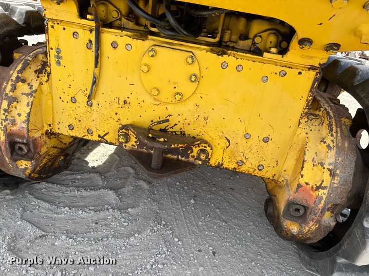 image for item DM5649 1998 Komatsu D21A-7 dozer