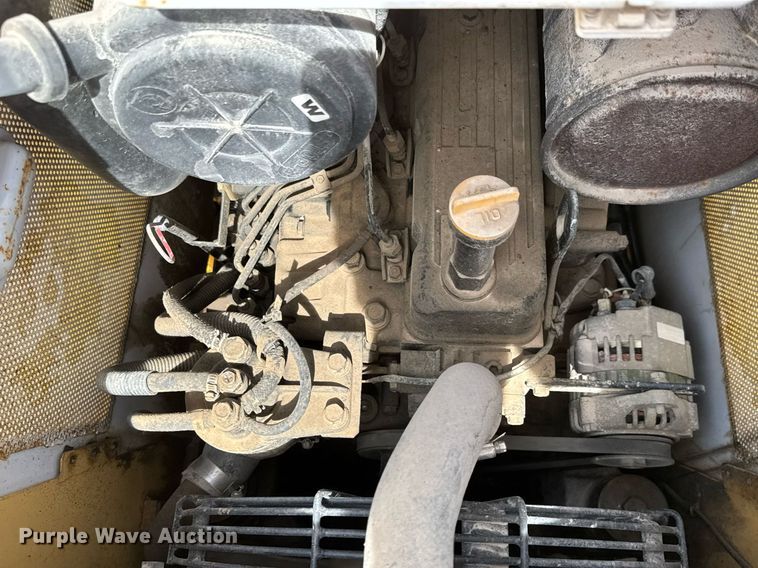 image for item DM5649 1998 Komatsu D21A-7 dozer