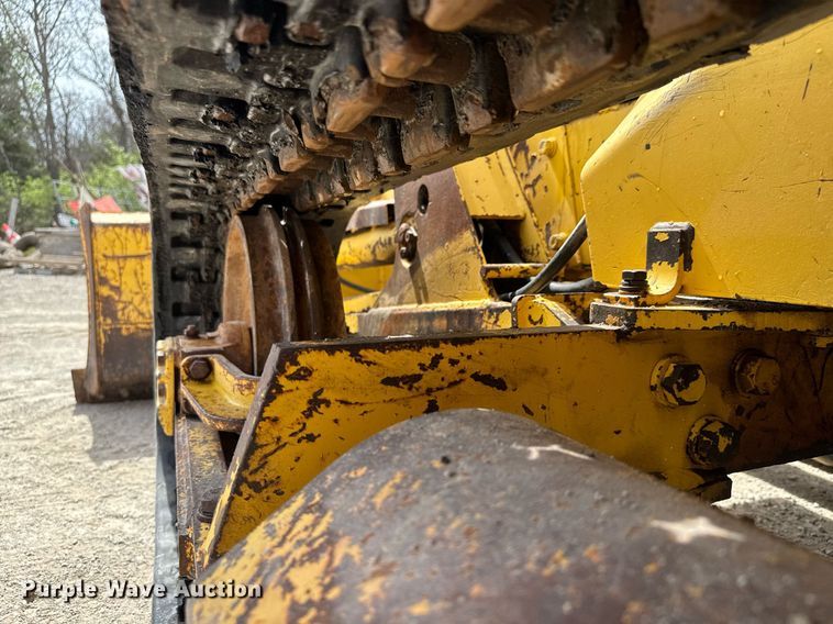 image for item DM5649 1998 Komatsu D21A-7 dozer