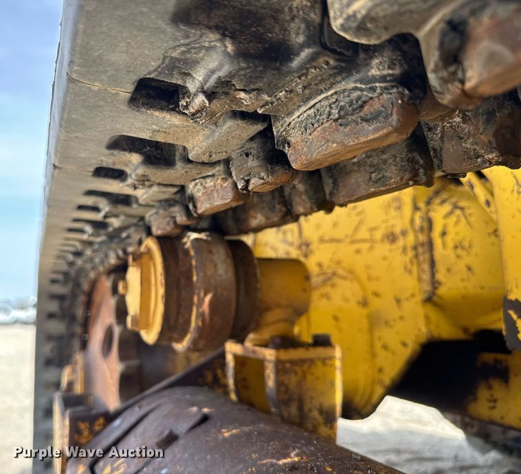 image for item DM5649 1998 Komatsu D21A-7 dozer
