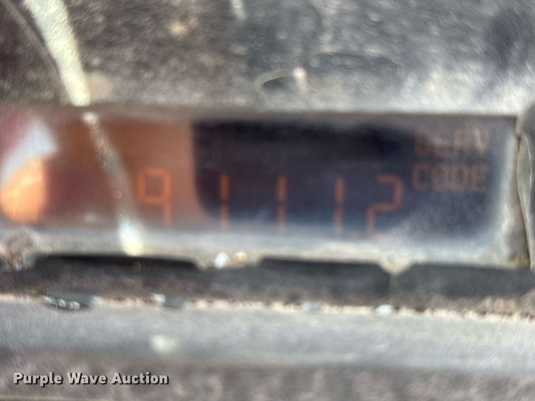 image for item DM5653 2004 Caterpillar AP-655C paver