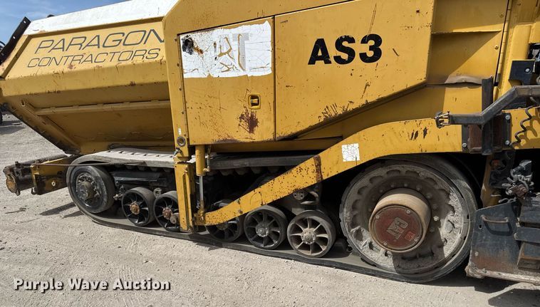 image for item DM5653 2004 Caterpillar AP-655C paver