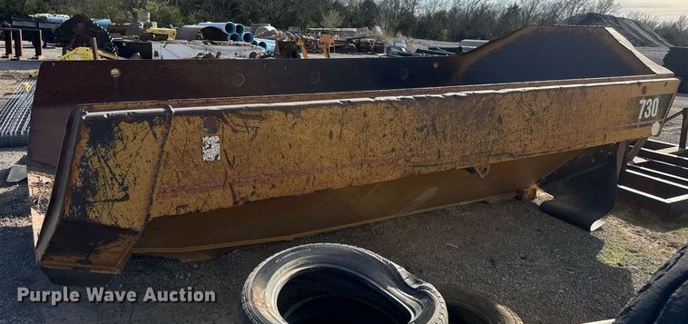 image for item DM5657 Caterpillar 730 dump bed