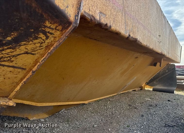 image for item DM5657 Caterpillar 730 dump bed