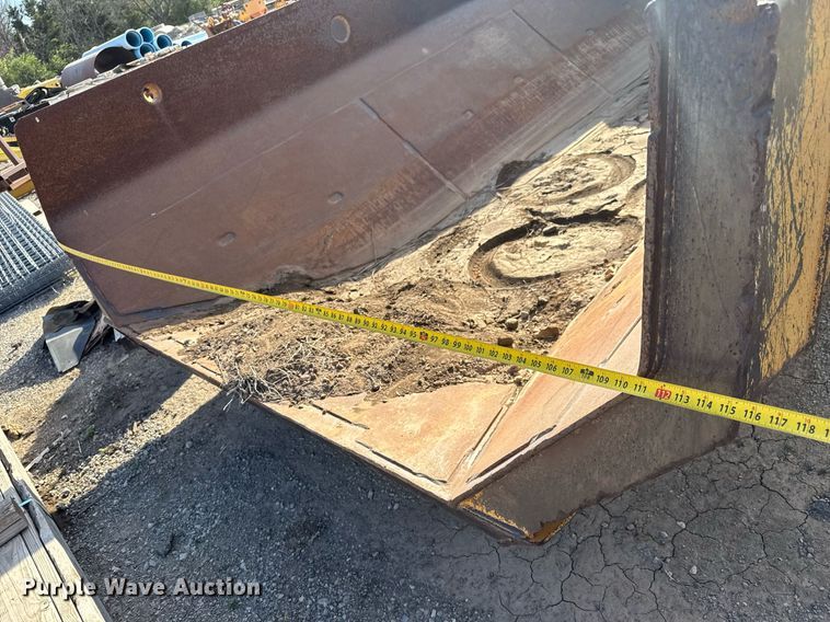 image for item DM5657 Caterpillar 730 dump bed