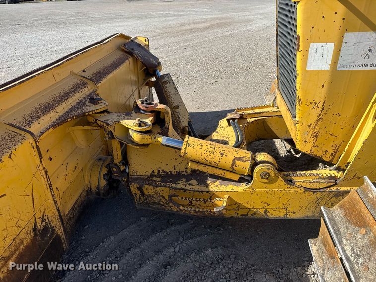 image for item DM5660 2007 Komatsu D41E-6 dozer