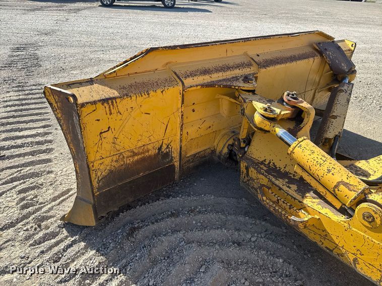 image for item DM5660 2007 Komatsu D41E-6 dozer
