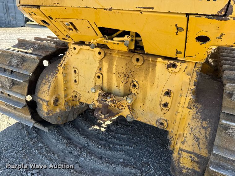 image for item DM5660 2007 Komatsu D41E-6 dozer