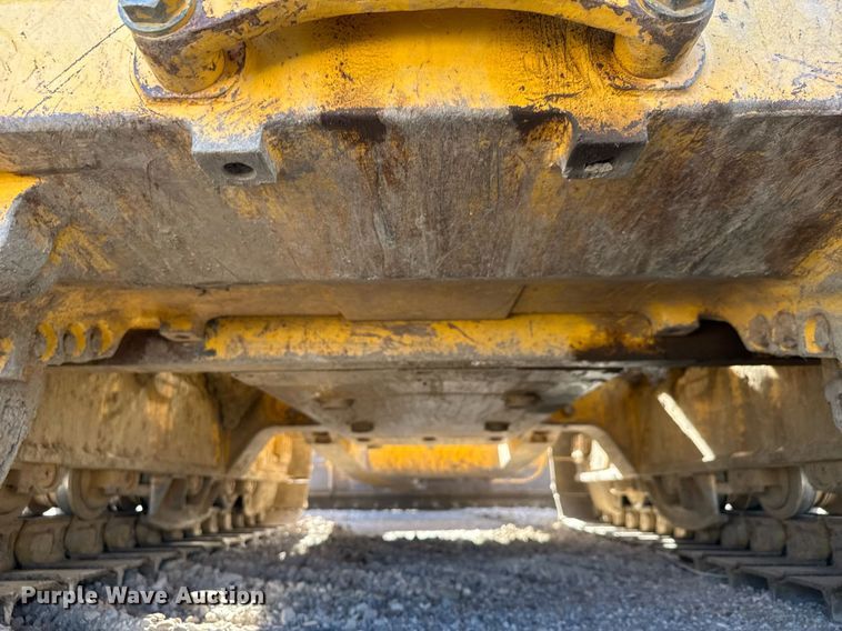 image for item DM5660 2007 Komatsu D41E-6 dozer