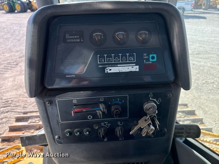 image for item DM5660 2007 Komatsu D41E-6 dozer