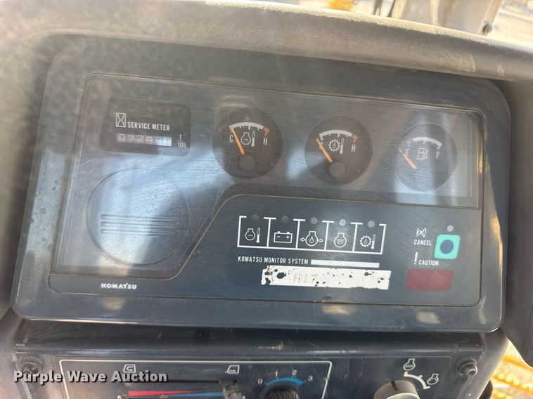 image for item DM5660 2007 Komatsu D41E-6 dozer