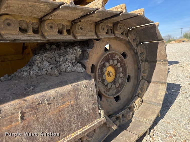 image for item DM5660 2007 Komatsu D41E-6 dozer