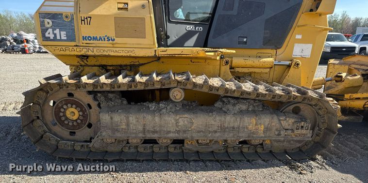 image for item DM5660 2007 Komatsu D41E-6 dozer
