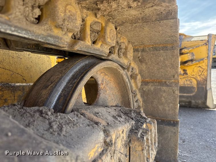 image for item DM5660 2007 Komatsu D41E-6 dozer