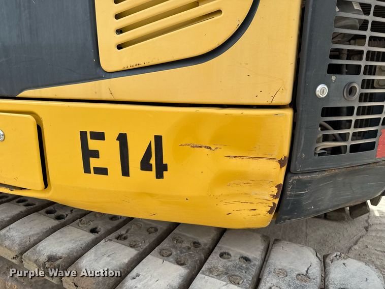 image for item DM5662 2012 Komatsu PC88MR-8 mini excavator