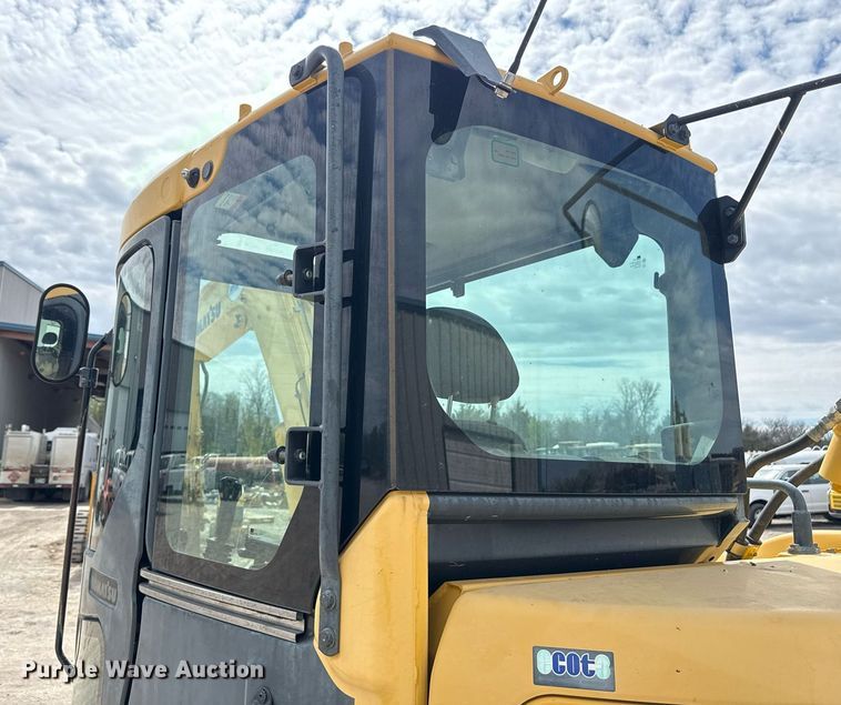 image for item DM5662 2012 Komatsu PC88MR-8 mini excavator