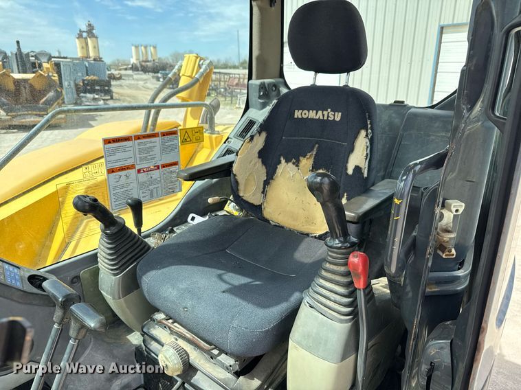 image for item DM5662 2012 Komatsu PC88MR-8 mini excavator