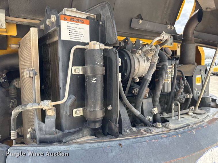 image for item DM5662 2012 Komatsu PC88MR-8 mini excavator