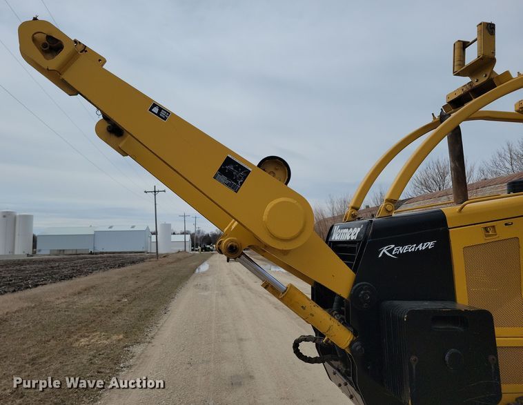 image for item DN3704 1999 Vermeer P185 Renegade cable plow