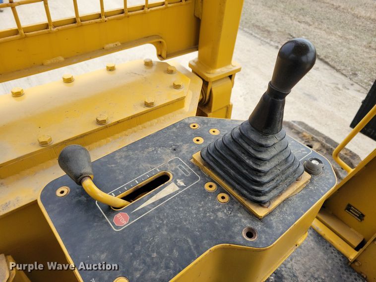 image for item DN3704 1999 Vermeer P185 Renegade cable plow