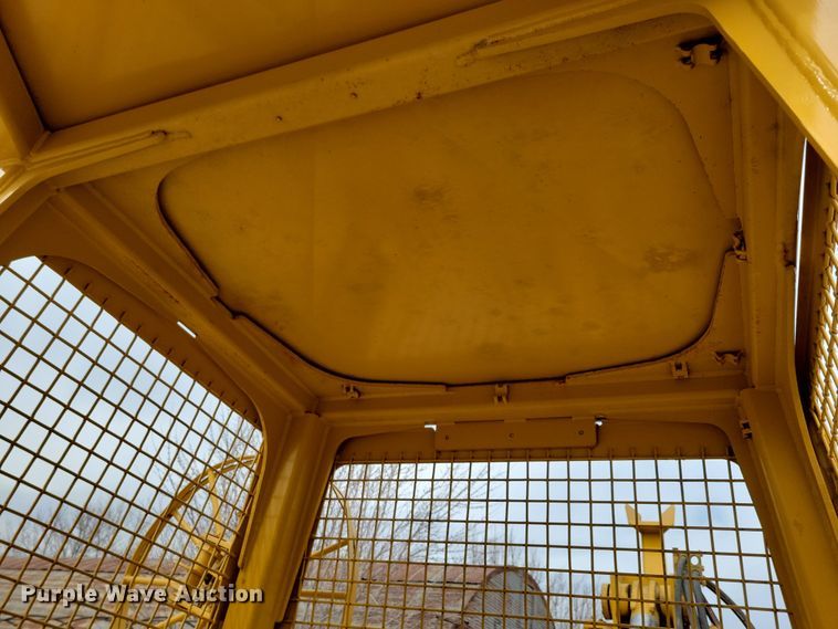 image for item DN3704 1999 Vermeer P185 Renegade cable plow