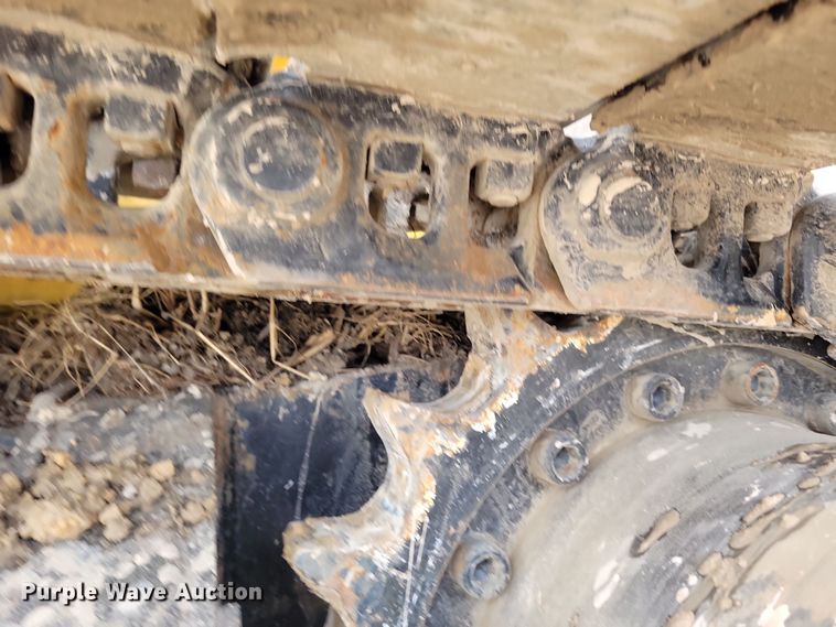 image for item DN3704 1999 Vermeer P185 Renegade cable plow