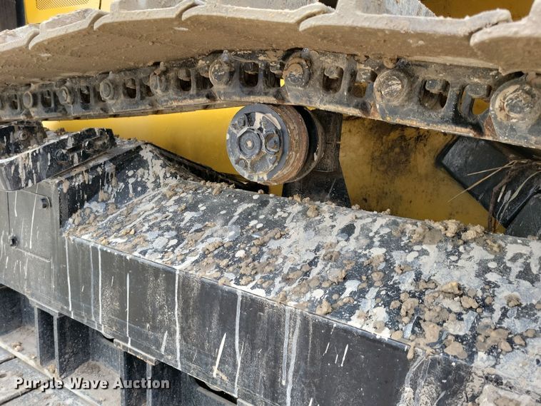 image for item DN3704 1999 Vermeer P185 Renegade cable plow