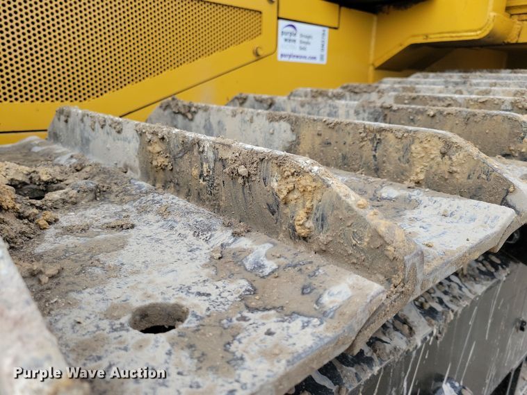 image for item DN3704 1999 Vermeer P185 Renegade cable plow