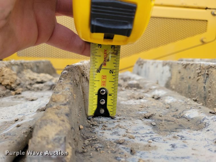 image for item DN3704 1999 Vermeer P185 Renegade cable plow