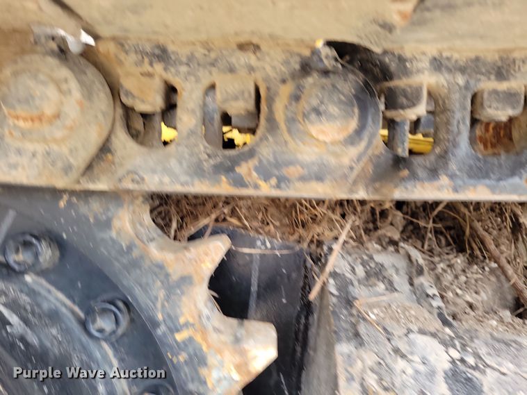 image for item DN3704 1999 Vermeer P185 Renegade cable plow