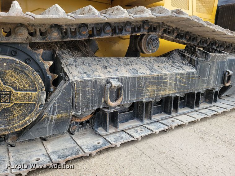 image for item DN3704 1999 Vermeer P185 Renegade cable plow