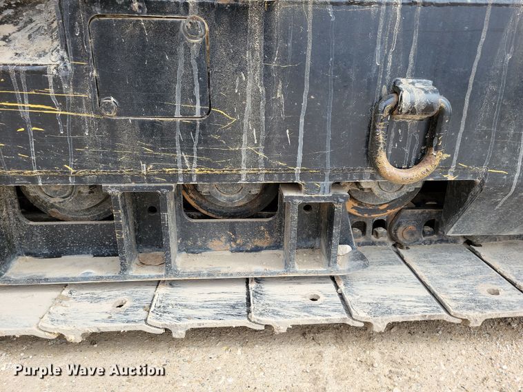 image for item DN3704 1999 Vermeer P185 Renegade cable plow