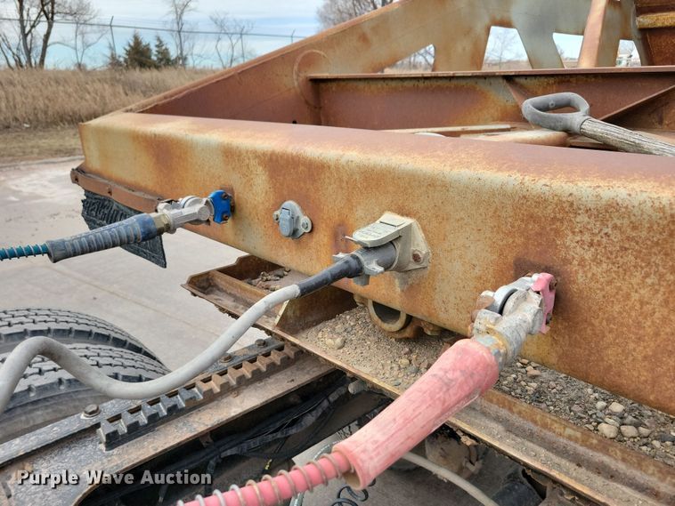 image for item DN3705 1992 Load King 2227 bottom dump trailer