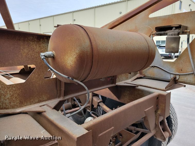 image for item DN3705 1992 Load King 2227 bottom dump trailer