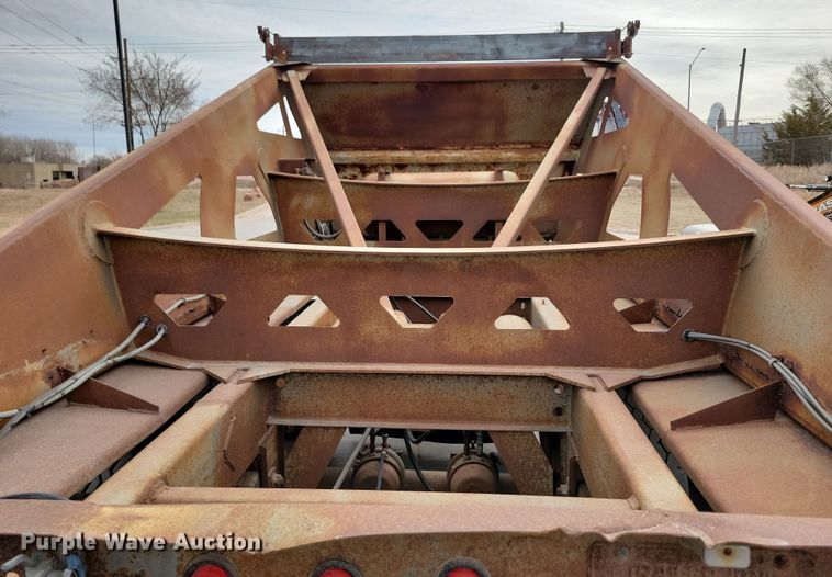 image for item DN3705 1992 Load King 2227 bottom dump trailer