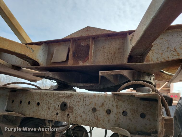 image for item DN3705 1992 Load King 2227 bottom dump trailer