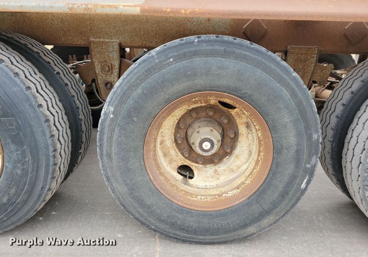 image for item DN3705 1992 Load King 2227 bottom dump trailer