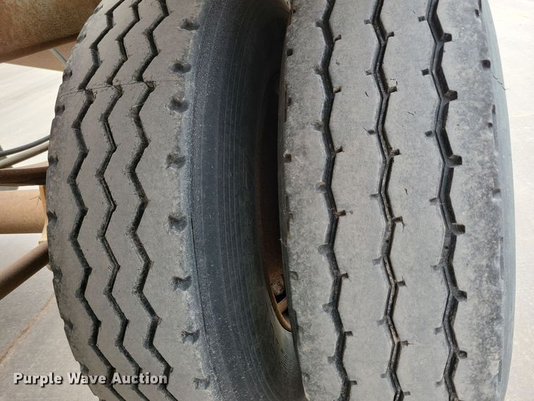 image for item DN3705 1992 Load King 2227 bottom dump trailer