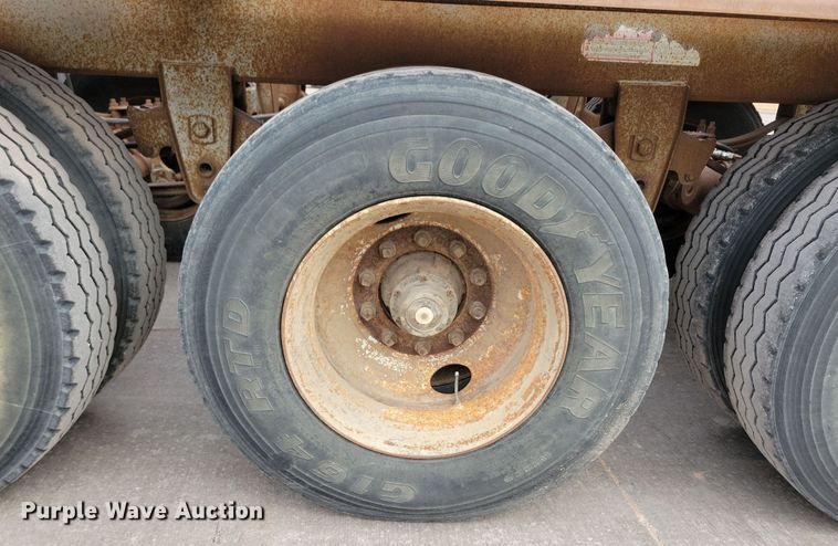 image for item DN3705 1992 Load King 2227 bottom dump trailer