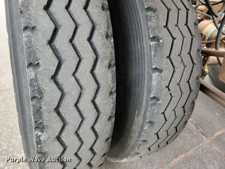 image for item DN3705 1992 Load King 2227 bottom dump trailer