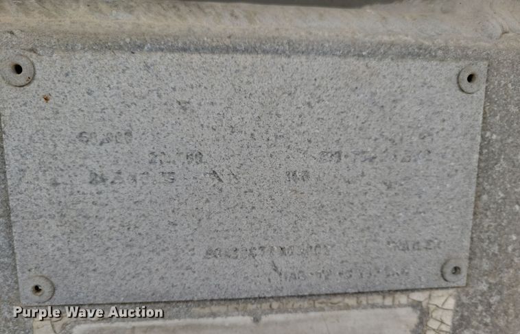 image for item DN3707 1996 Fruehauf pneumatic dry bulk trailer