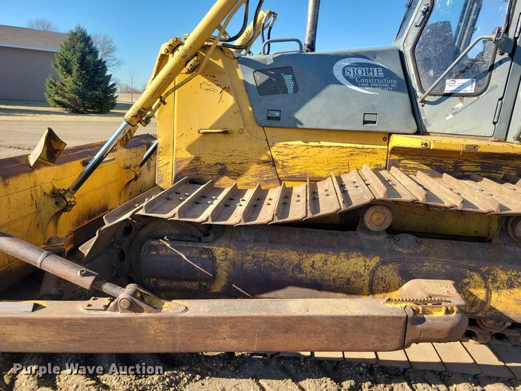 image for item DN3708 1993 Komatsu D65PX-12 dozer