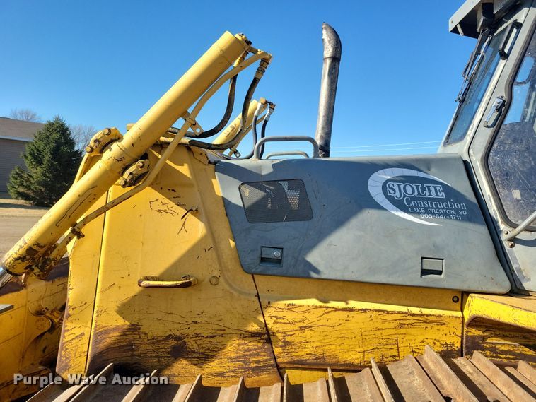 image for item DN3708 1993 Komatsu D65PX-12 dozer