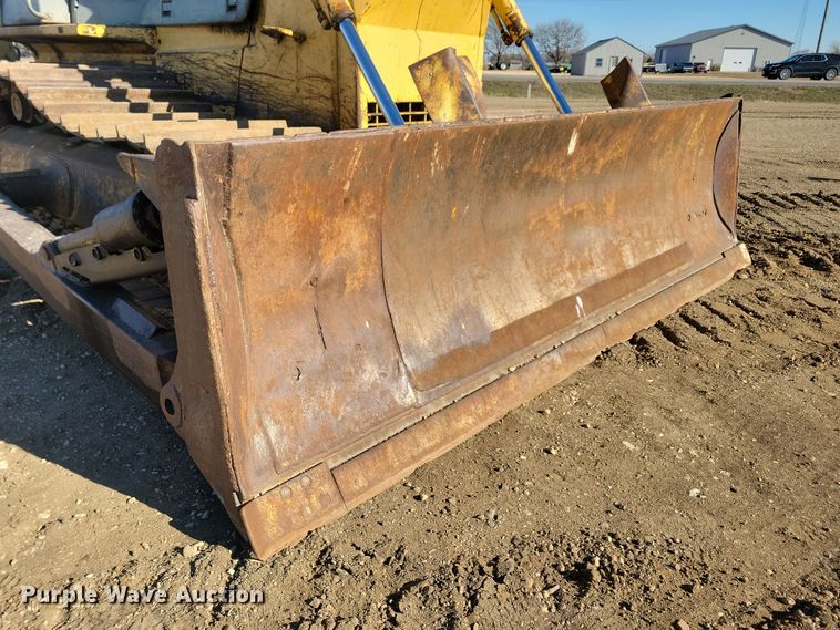 image for item DN3708 1993 Komatsu D65PX-12 dozer
