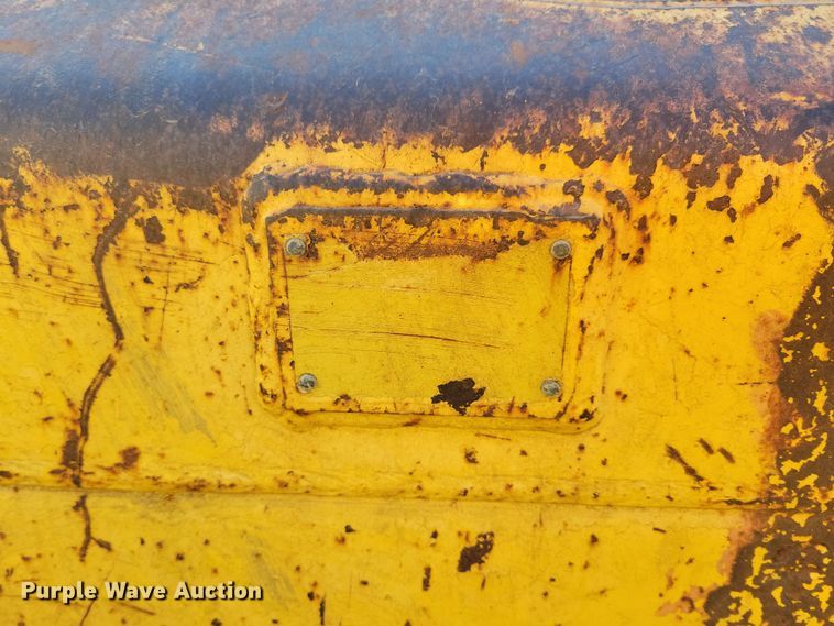 image for item DN3708 1993 Komatsu D65PX-12 dozer