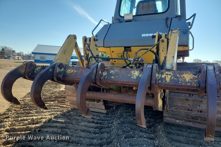 image for item DN3708 1993 Komatsu D65PX-12 dozer