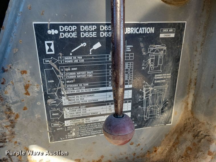 image for item DN3708 1993 Komatsu D65PX-12 dozer