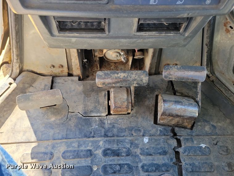 image for item DN3708 1993 Komatsu D65PX-12 dozer