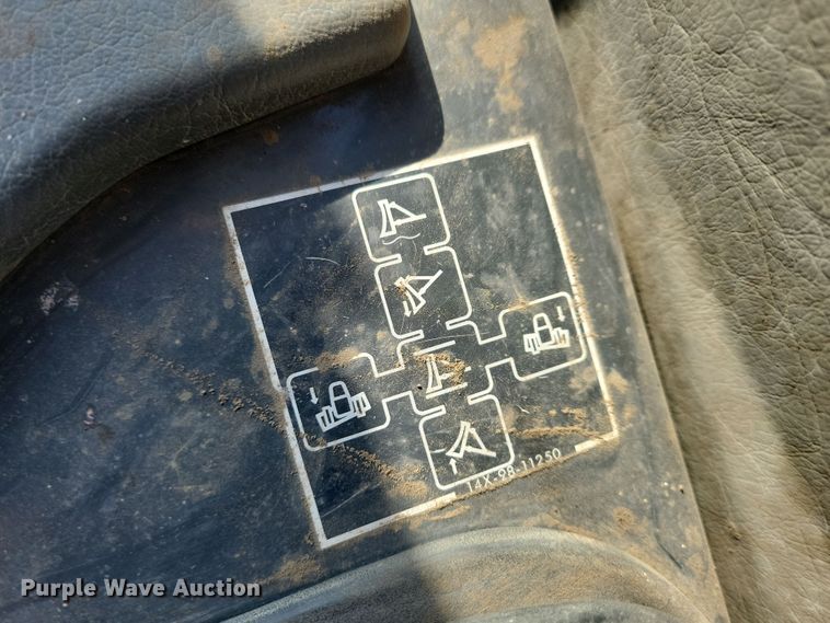 image for item DN3708 1993 Komatsu D65PX-12 dozer