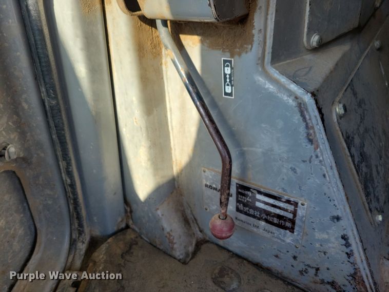 image for item DN3708 1993 Komatsu D65PX-12 dozer